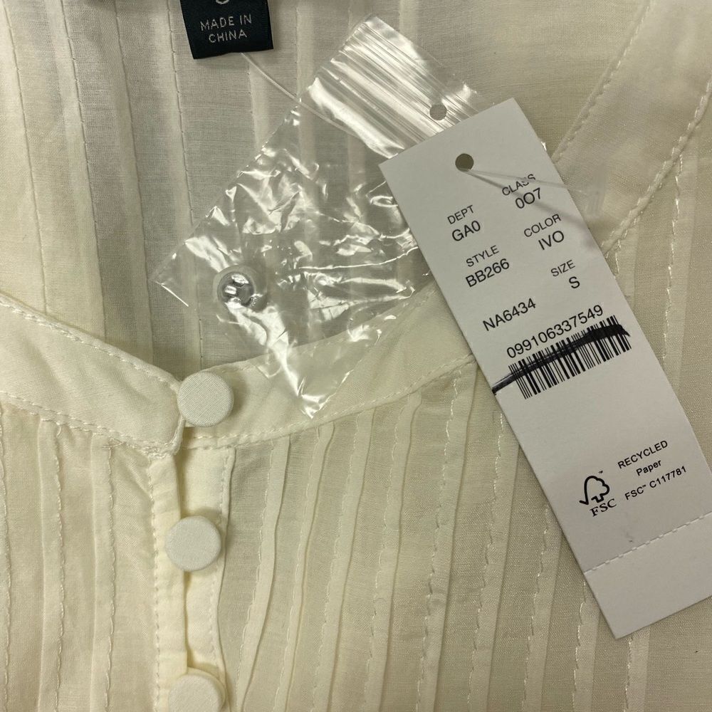 J. Crew Silk cotton voile pintuck top Item BB266* - Picture 6 of 6